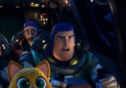 'Lightyear' : Buzz fait une terrible erreur dans la nouvelle bande-annonce du film Pixar